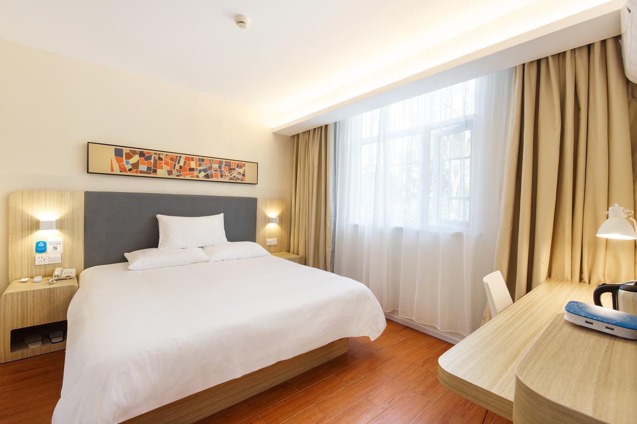 Hanting Hotel Shanghai Pudong Airport Zhuqiao Extérieur photo