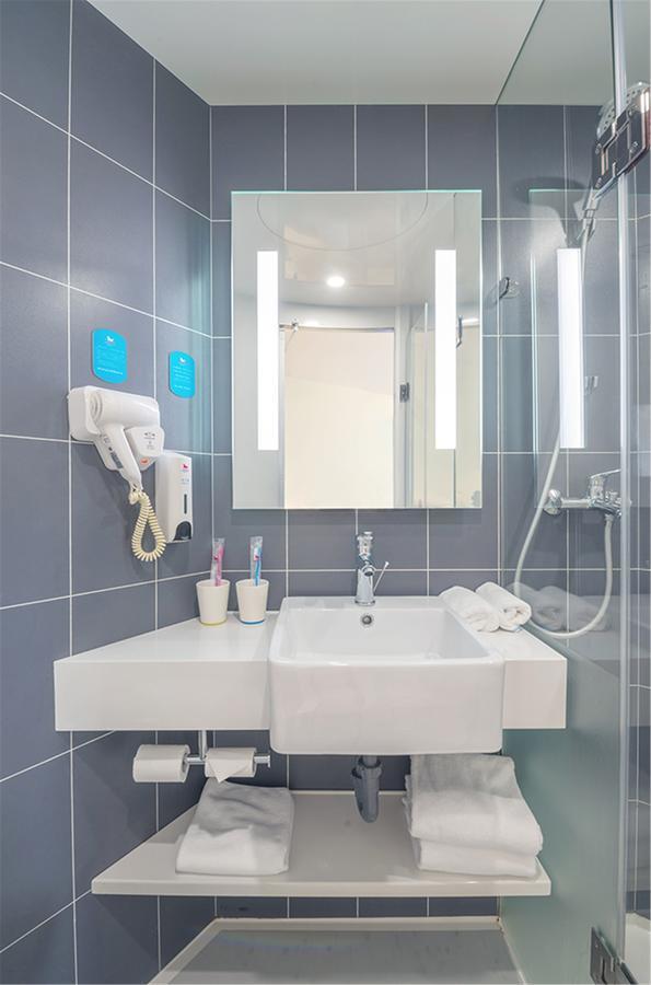 Hanting Hotel Shanghai Pudong Airport Zhuqiao Extérieur photo