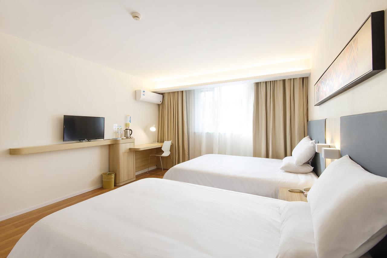 Hanting Hotel Shanghai Pudong Airport Zhuqiao Extérieur photo
