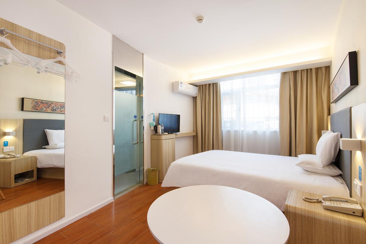 Hanting Hotel Shanghai Pudong Airport Zhuqiao Extérieur photo